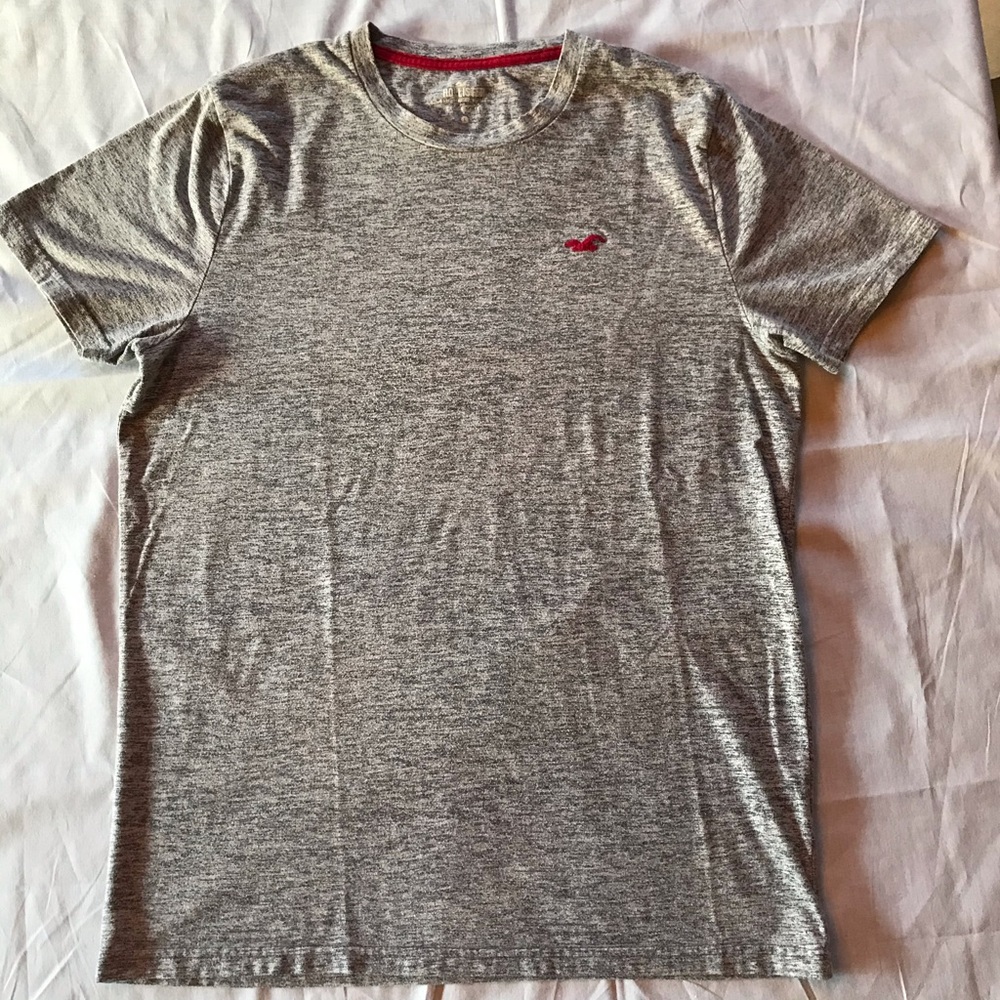 🔑 Hollister Crew Neck Shirt